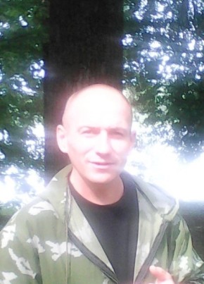 Валентин, 46, Россия, Белоозёрский