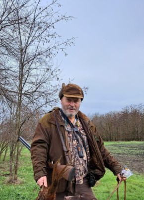Петр, 61, Россия, Санкт-Петербург