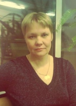 Елена, 48, Россия, Среднеуральск