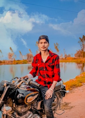 Mr khan, 20, India, Najībābād