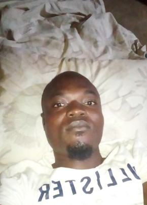 Oumar, 39, République de Côte d’Ivoire, Abobo