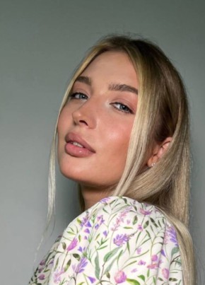 Арина из Выборга 26 лет