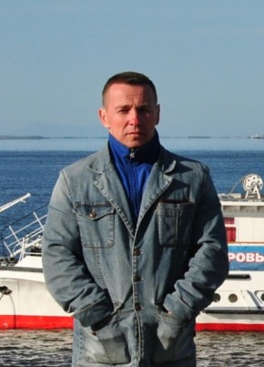 Владислав из Хабаровска 53 года