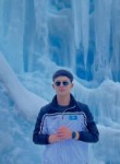Maksat, 21, Almaty
