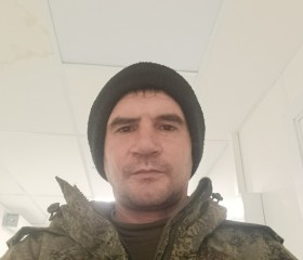 Nadëzhnyy, 43, Feodosiya