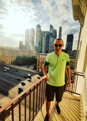 Артур, 33, Россия, Москва