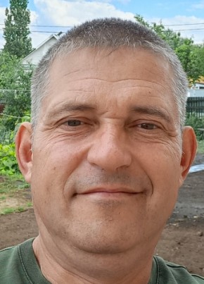 Михаил из Оренбурга 46 лет