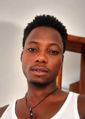 Mutarr jallow из Sukuta 24 года