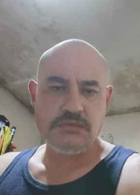 Salvador Rosas из Nuevo México 26 лет