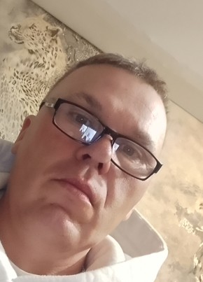 Сергей из Пионерския 43 года