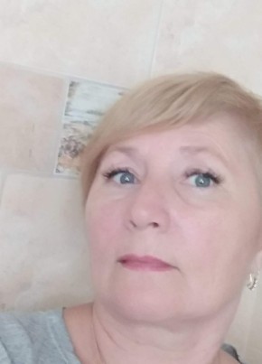 Таня, 57, Россия, Джубга