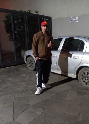 Camargo из Porto Alegre 36 лет
