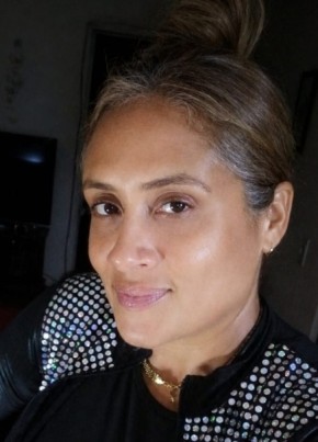 ELIZETH из Miami 44 года