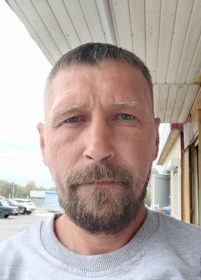 Сергей из Острогожска 44 года