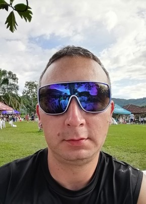 Ivan Dario, 40, República de Colombia, Manizales