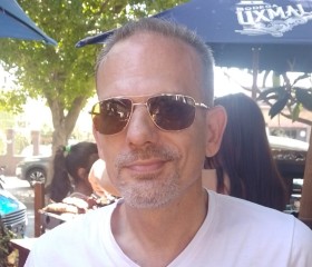 Hernán, 50, Buenos Aires
