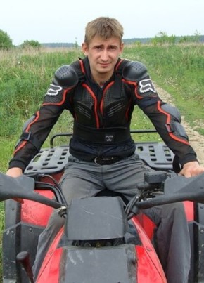 Александр Харин, 31, Россия, Екатеринбург