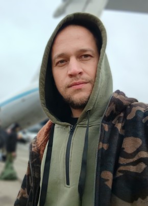 Александр из Екатеринбурга 30 лет