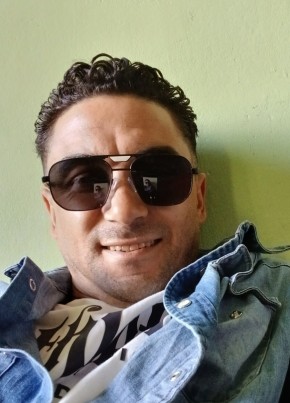 Walid из Mirandola 38 лет