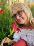 Oksana, 48, Moscow
