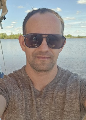 Roman, 42, Russia, Saint Petersburg