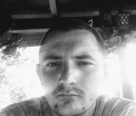 Ady, 27, Ramnicu Valcea