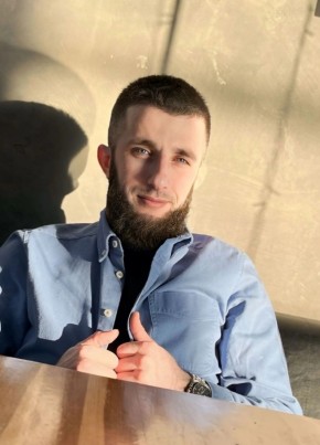 Адам, 33, Россия, Казань