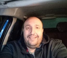 Aleksey Novikov, 38, Ramon