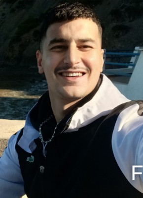 Karim, 24, People’s Democratic Republic of Algeria, Oran