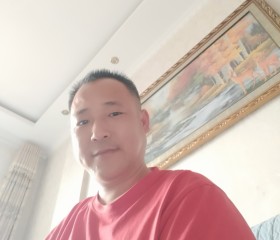 雷辉, 40, Washington D.C.