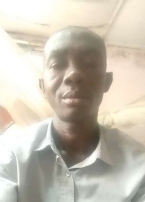 David s Amara, 30, Sierra Leone, Freetown