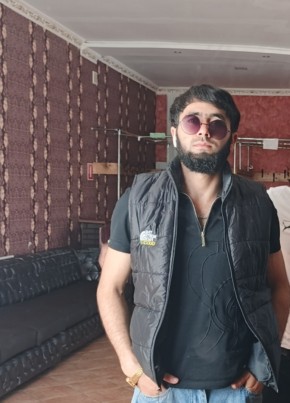Sako из Gəncə 22 года
