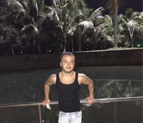 Artur, 37, Masis