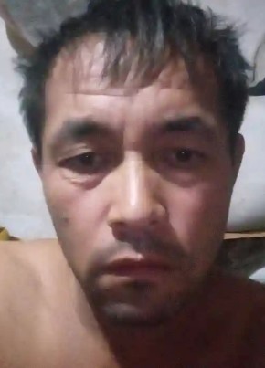 дима из Хужанта 20 лет