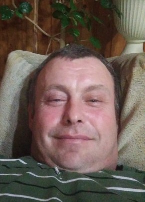 Федор, 44, Россия, Брейтово