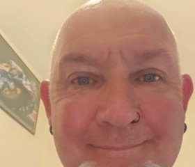 Craig, 57, Fleetwood