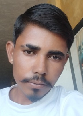 Gurjar boy, 26, India, Manāsa