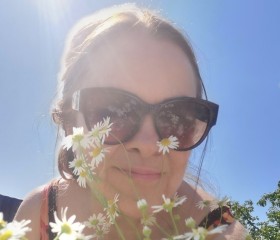 Liya, 53, Nizhnekamsk