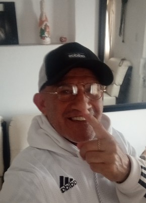 Luis Aperador из Santafe de Bogotá 60 лет