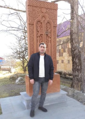 Артур, 43, Россия, Красноярск