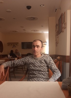 Арам из Գյումրի 52 года