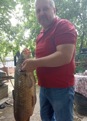 Игорь из Омска 53 года
