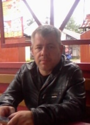 Nikolaj из Луги 53 года