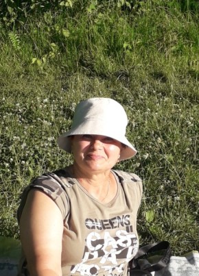 Галина, 59, Россия, Неман