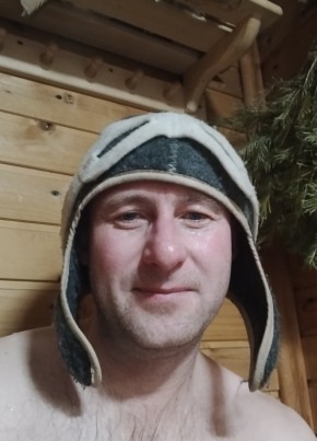 Илья из Бийска 40 лет