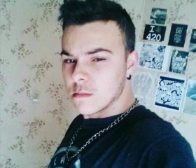 Alex , 25, Miramichi
