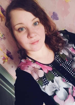 Нина, 27, Россия, Североуральск