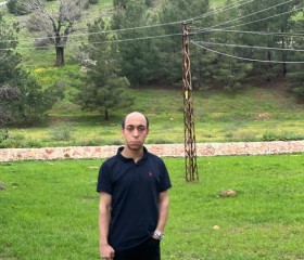 Yaşar, 21, Adana