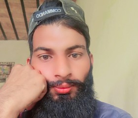 Muhammad Umar, 18, Minchinabad