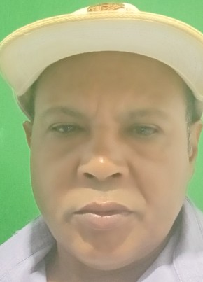 Aguinaldo из Catalão 48 лет